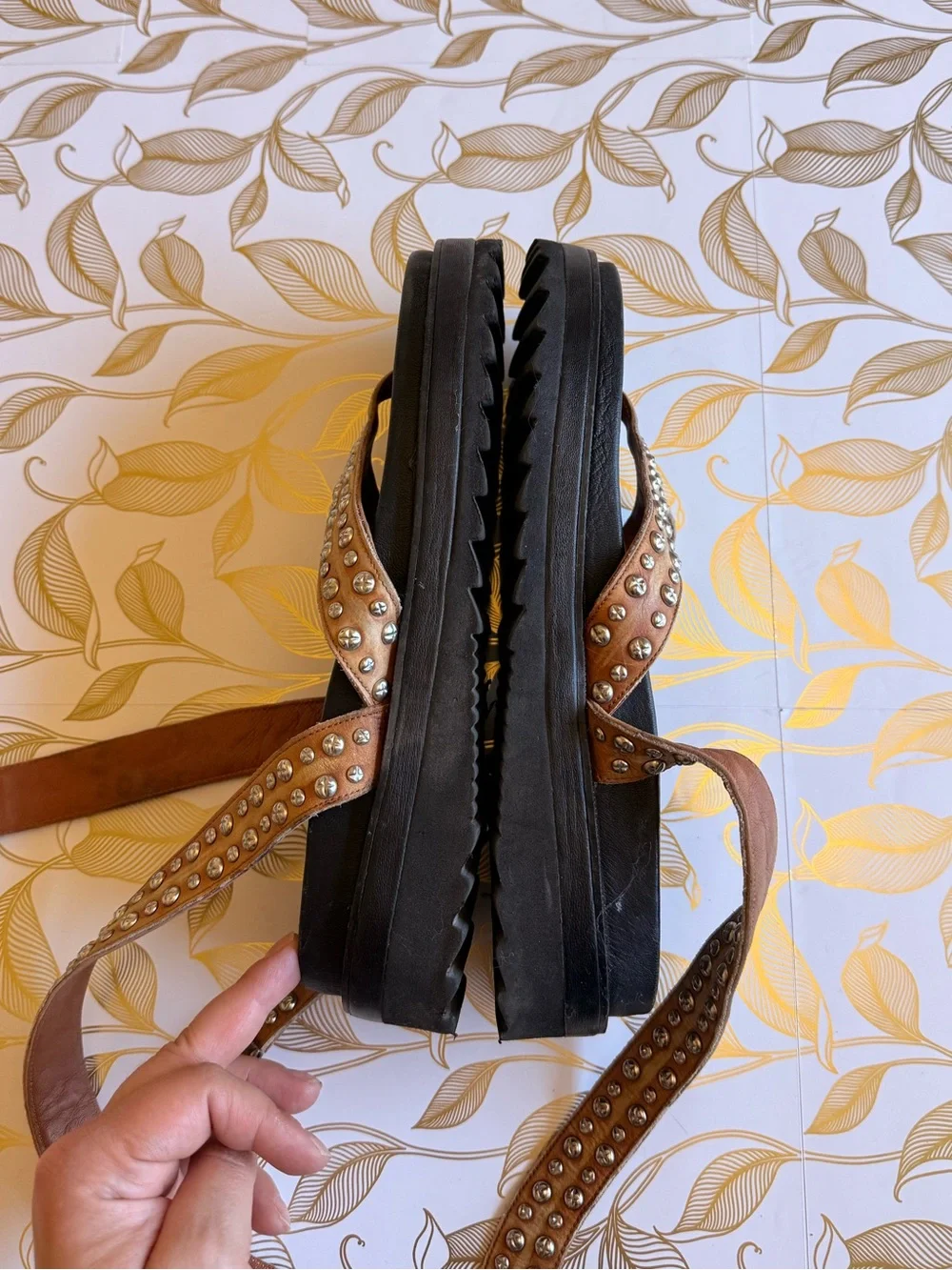 Free People Izzy Studded Tan Leather Platform Sandals size 7.5